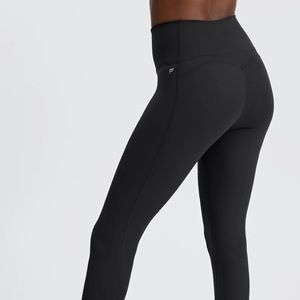 Fabletics PureLuxe 3/4 Leggings w/ pockets. Size tag cut out by me, but size XL